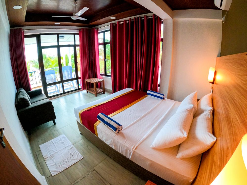 Bungalow with 2 rooms, Lagoon View Maldives 