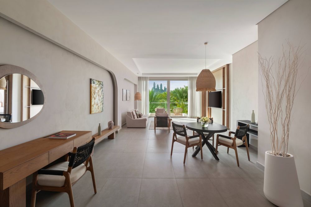 Two Bedroom Senior Suite, Rixos The Palm Dubai Hotel & Suites 5*