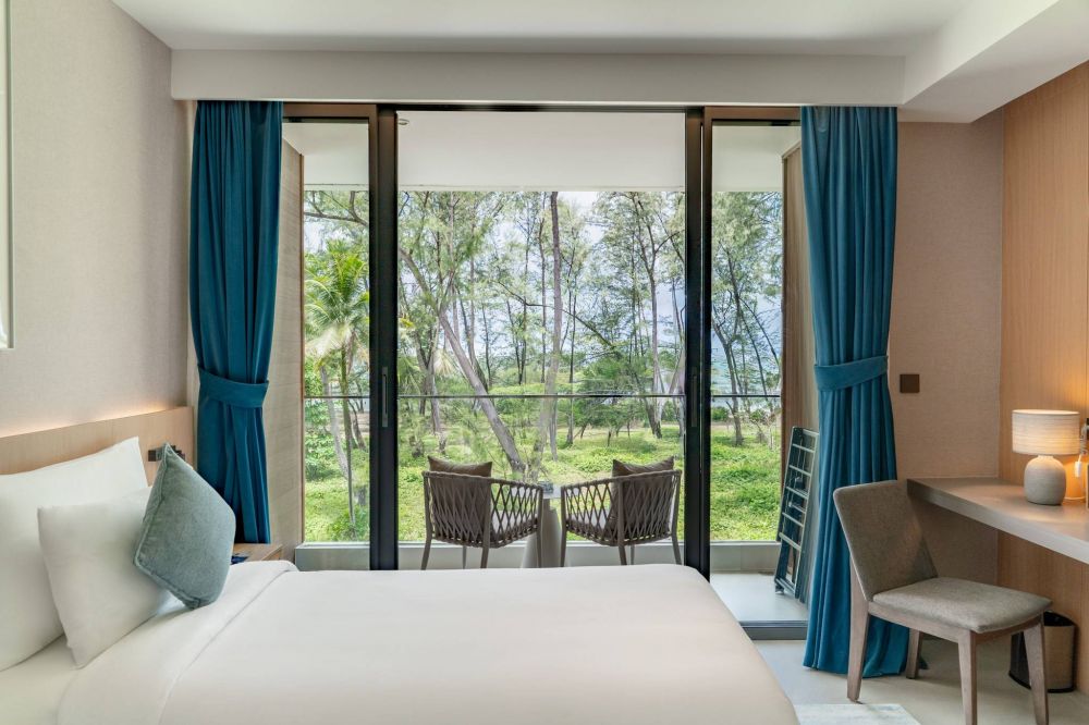 Premier Seaview, Kora Beach Resort Phuket 5*