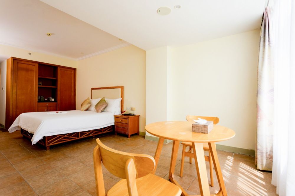 Elegant Garden View Room without balcony Twin/Queen, Golden Palm Resort 4*