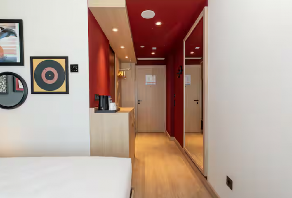 Twin Room, Hampton By Hilton Batumi Center 4*