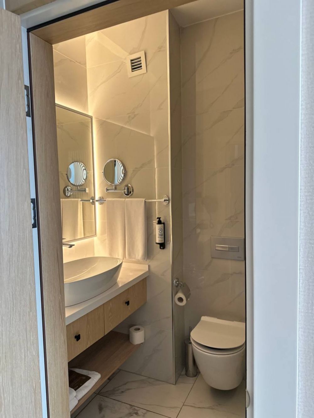 Deluxe Suite, Park Dedeman Almaty 4*