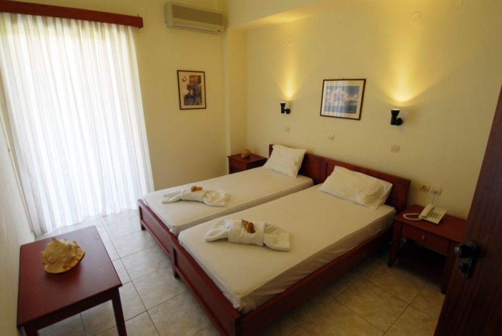 Double room, Ammoudi Hotel 3*