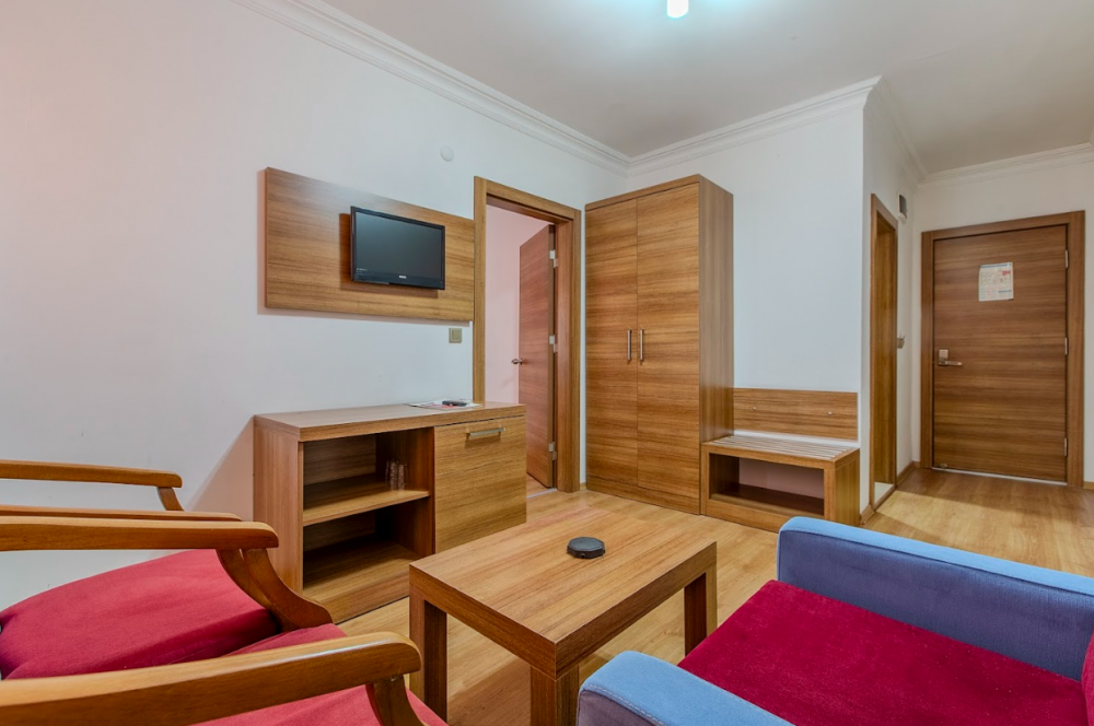 Suite Room, Bonapart Sealine Hotel 3*