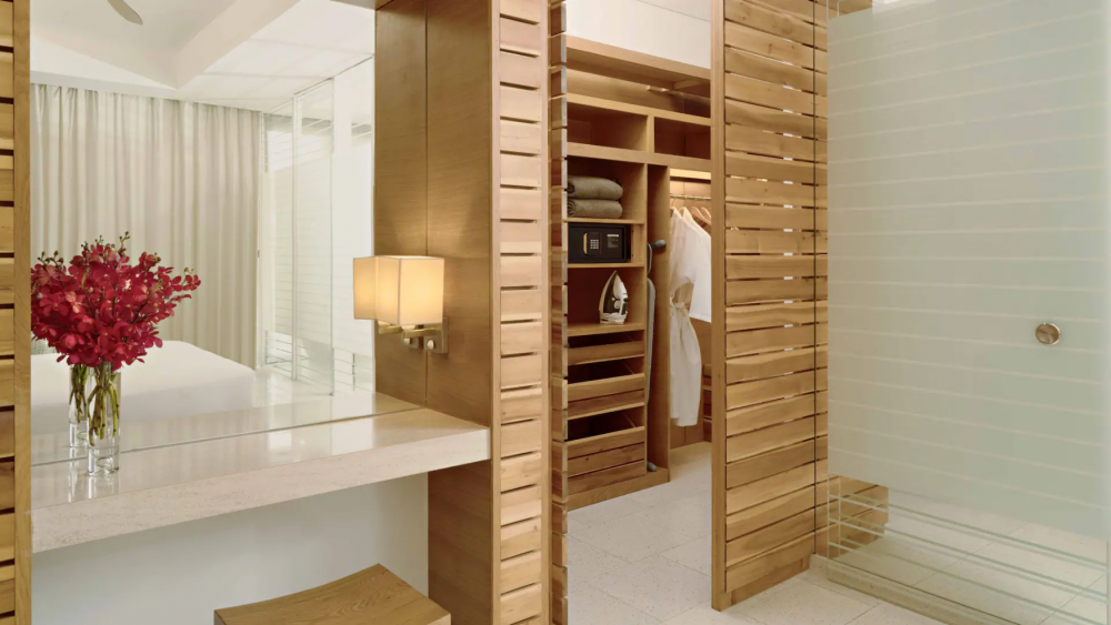 Regency Suite/ Regency Suite OV, Hyatt Regency Danang Resort & Spa 5*