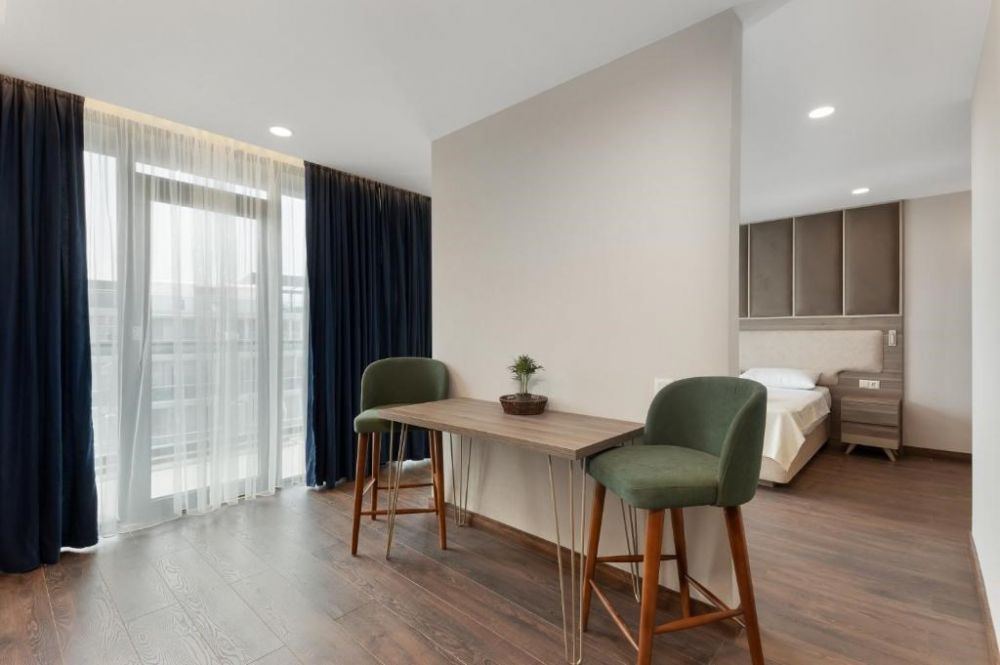 Superior, Wyn Residence 