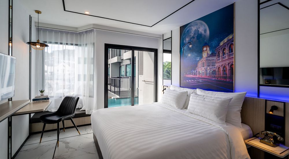 Deluxe Pool Access (King Bed), Ratri Hotel Phuket Old Town 4*