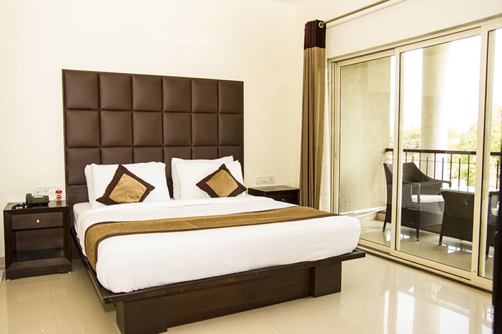 One Bedroom, The Golden Suites & Spa 3*