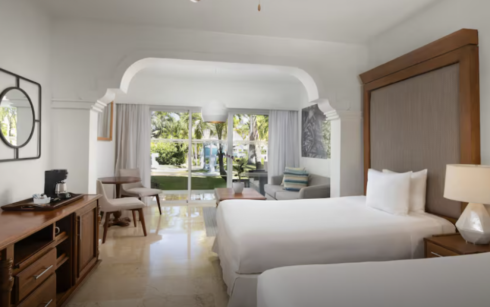 The Level Junior Suite/The Level Junior Suite GV, Melia Caribe Beach 5*