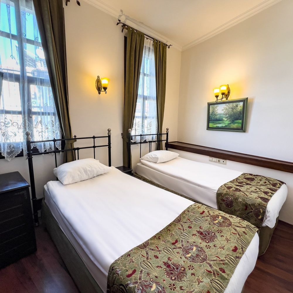 Standard Room, Deja Vu Boutique 