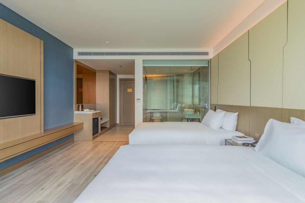 Deluxe Partial Sea View, Awaken Danang 5*