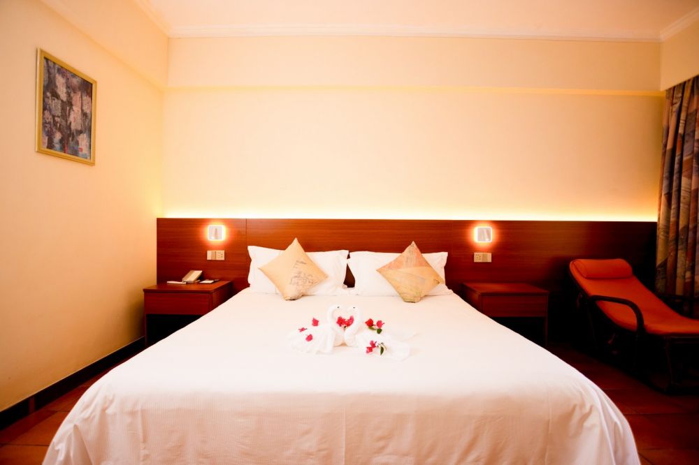 Pool View Room Twin/Queen, Golden Palm Resort 4*