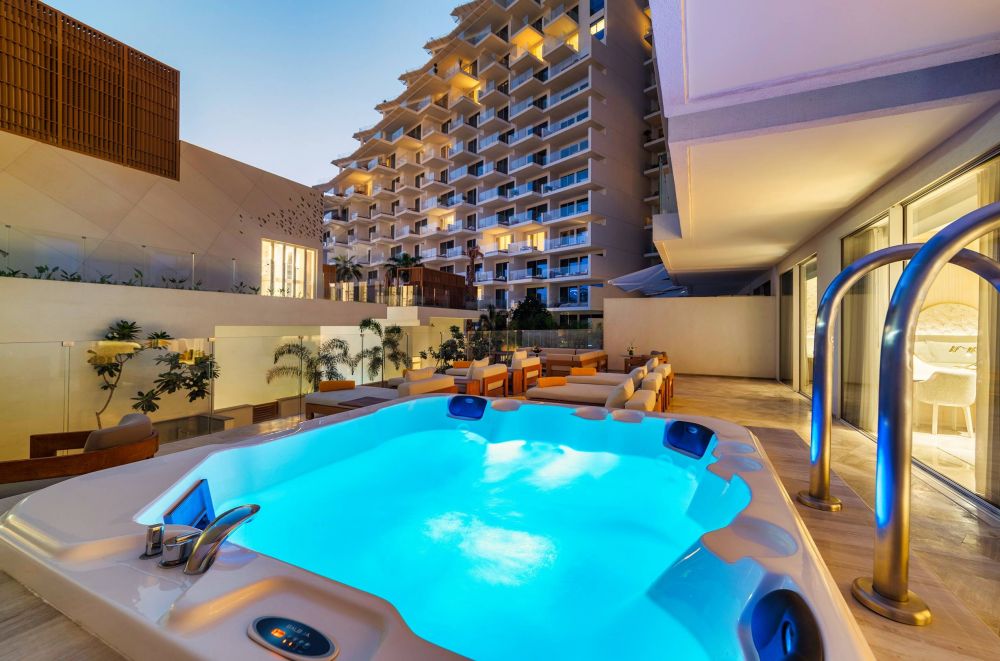 4 BED | Duplex w/Pool, Five Palm Jumeirah Dubai 5*