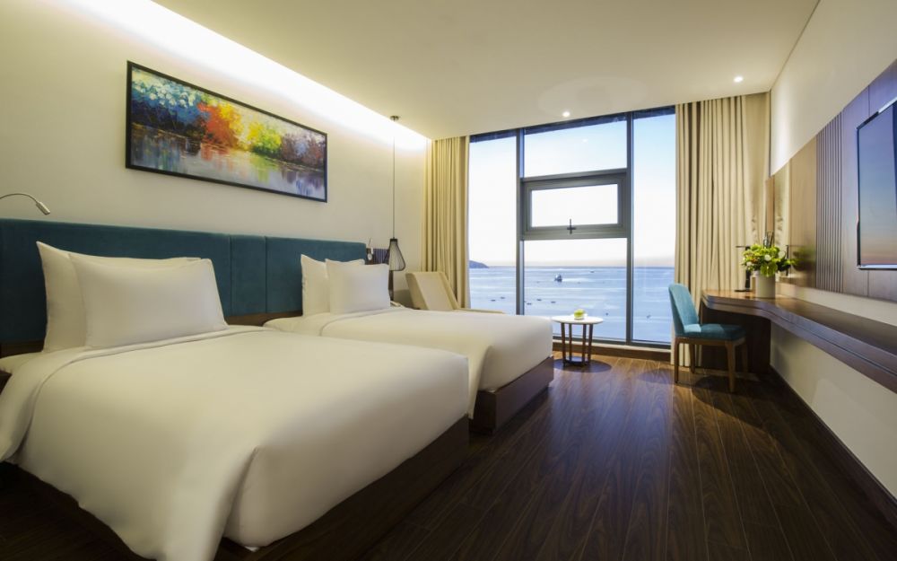 Beachfront Premier Deluxe, Maximilan Da Nang Beach 4*