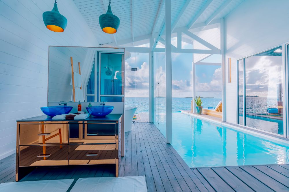 Family Odi Water Villa with Private Pool & Slide, Oaga Art Resort 5*