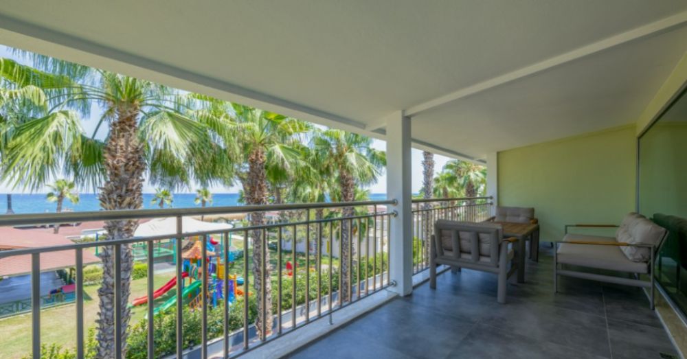 Flora Suite, Crystal Flora Beach Resort 5*
