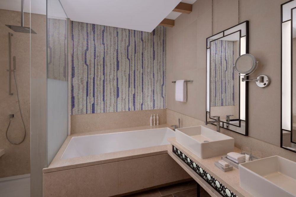 City Deluxe Room, Marriott Marquis Dubai Jewel of the Creek 5*