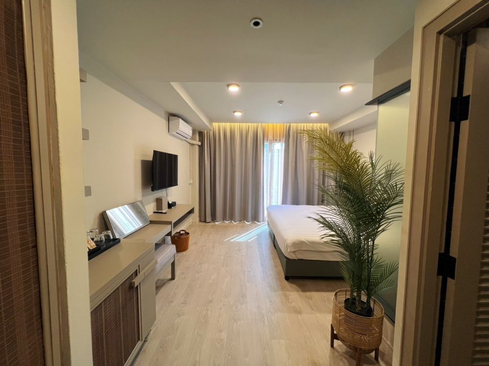 Premium Deluxe Room, Karon Boutique 3*
