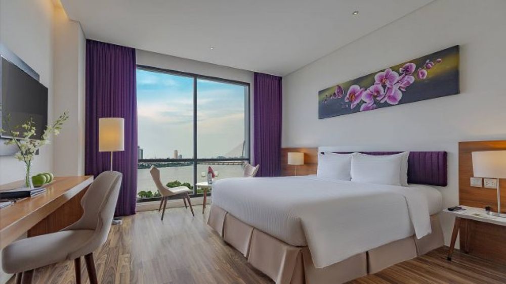 Deluxe River View, Vanda Hotel 4*