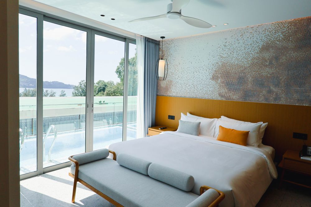 Deluxe Suite Pool Access Ocean View, Wyndham Garden Phuket Kamala 5*