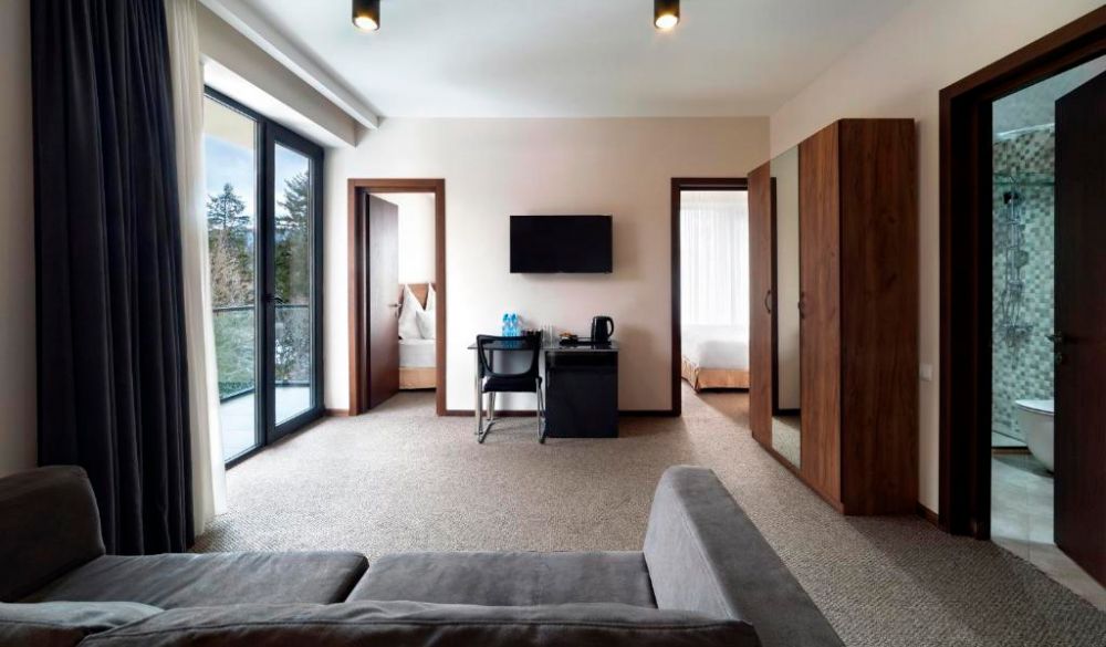 Deluxe Suite, Auroom 4*