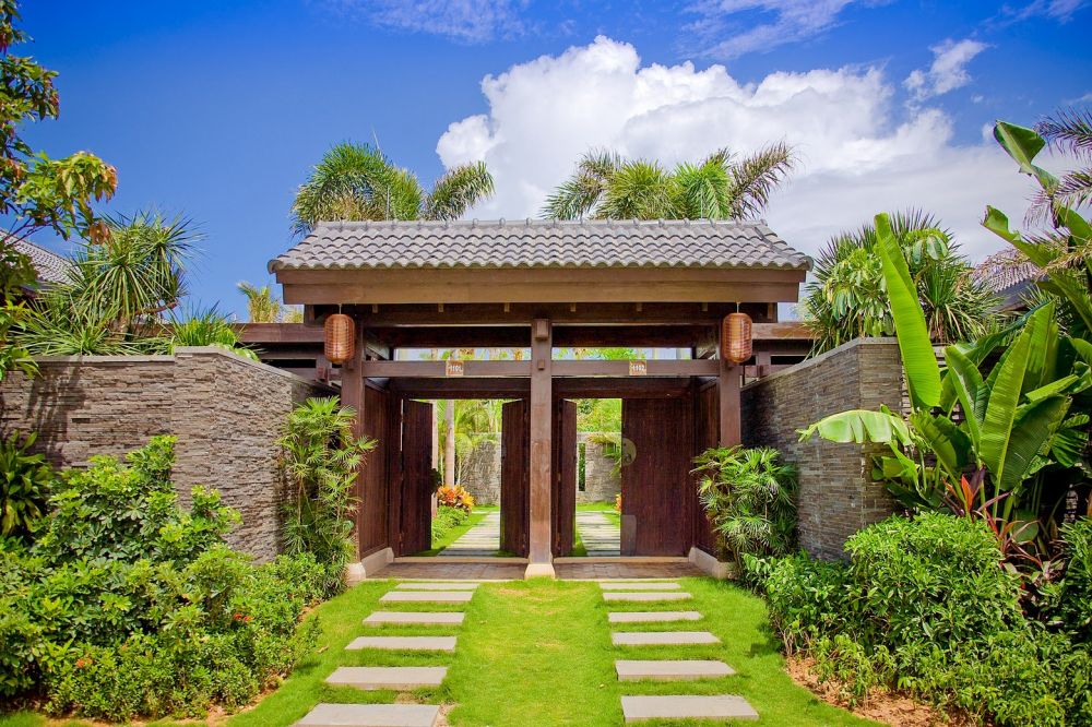 Premier One-Bedroom villa with private pool and ocean view, Hainan Narada Resort & Spa Perfume Bay - All Villas 5*