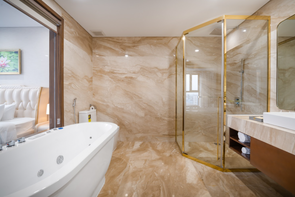 Presidential Suite, Golden Lotus Grand Hotel 4*