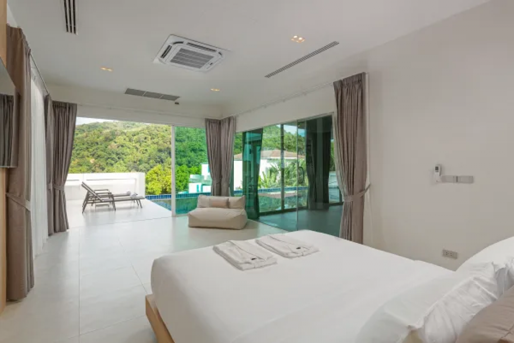 5 Bedroom Seaview Pool Villa, Amala Grand Bleu Resort 4*