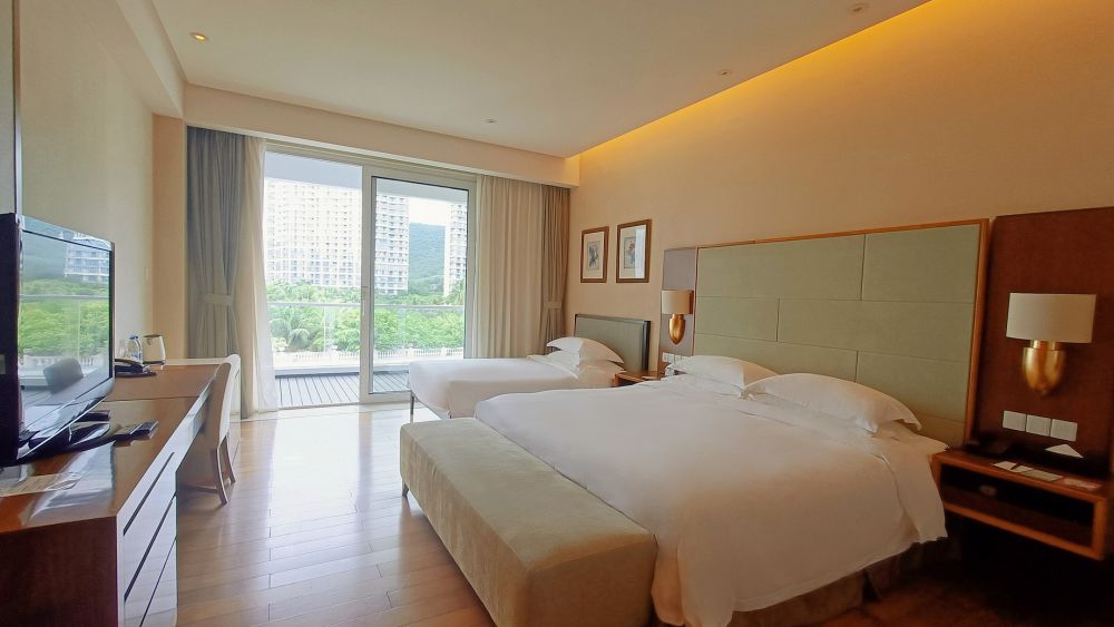 Garden View Triple Room, Mingshen Golf & Bay Resort Sanya 4*