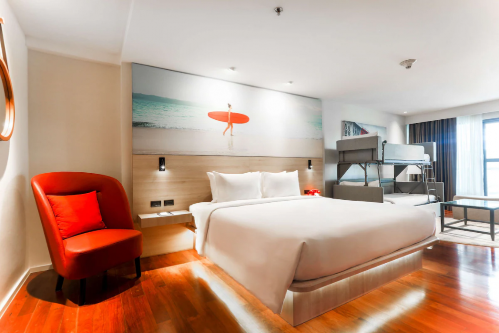 Family Room, Radisson Red Phuket Patong Beach 5*