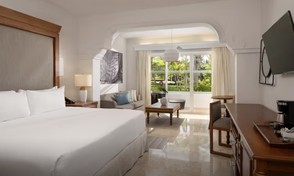 The Level Junior Suite/The Level Junior Suite GV, Melia Caribe Beach 5*