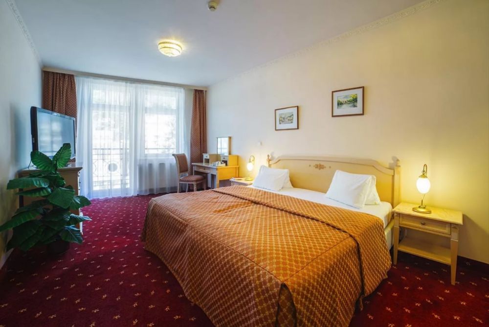 Suite Premier, Interhotel Central 4*