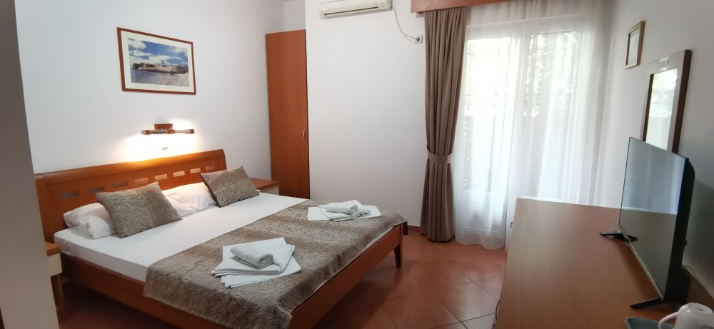 DBL room no balcony, Zec (ex. Neno) 3*