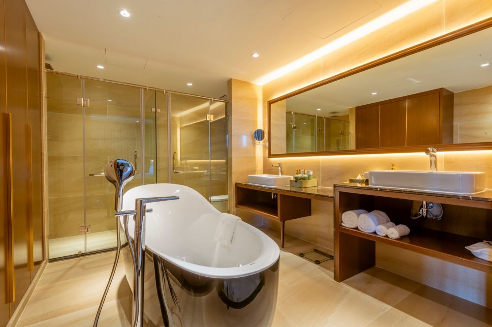 Ocean Grand Suite with Pool, KOI Resort & Residence Da Nang 5*