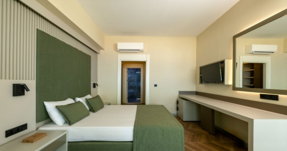 Flora Suite, Crystal Flora Beach Resort 5*