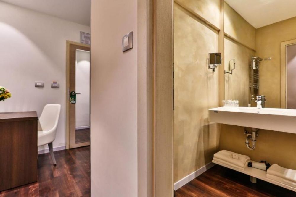 DBL Superior Sea View, Palma Tivat 4*