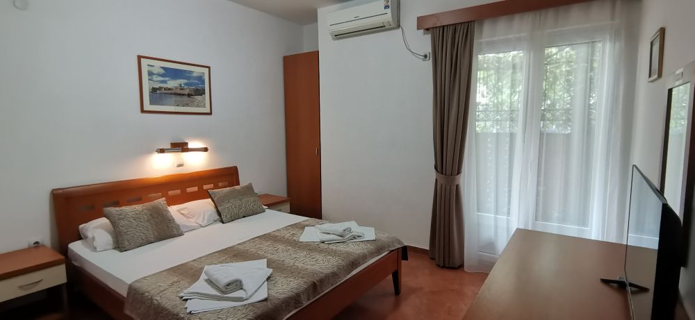 DBL room no balcony, Zec (ex. Neno) 3*