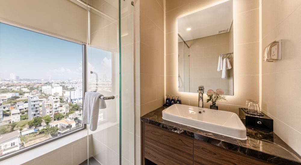 Premier TRPL, Mangata Beachfront Hotel 4*