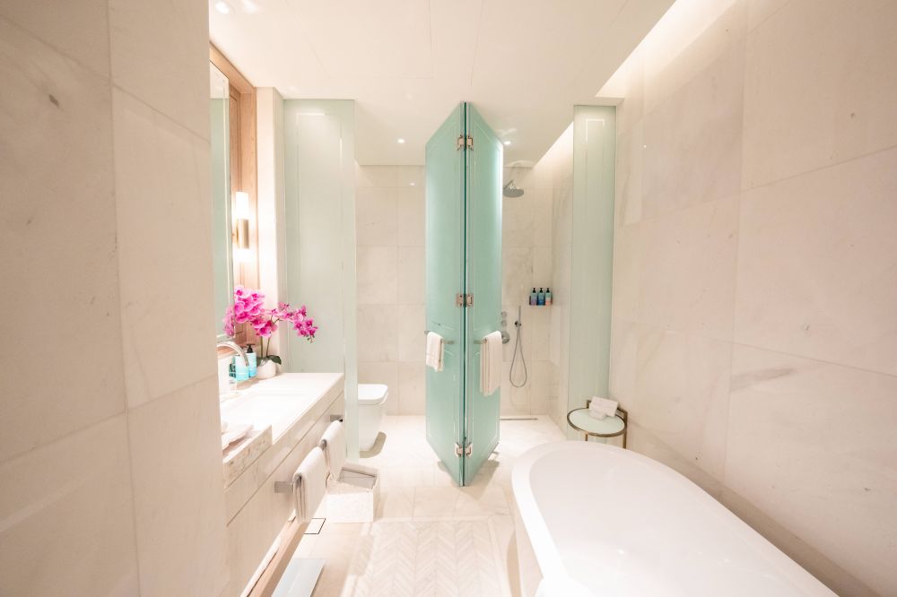 1 BED | Skyline Suite w/Pool, Five Luxe JBR 5*