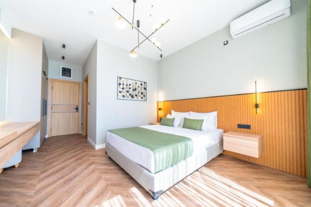 Deluxe Double Sea View (Block B), Millennium 4*