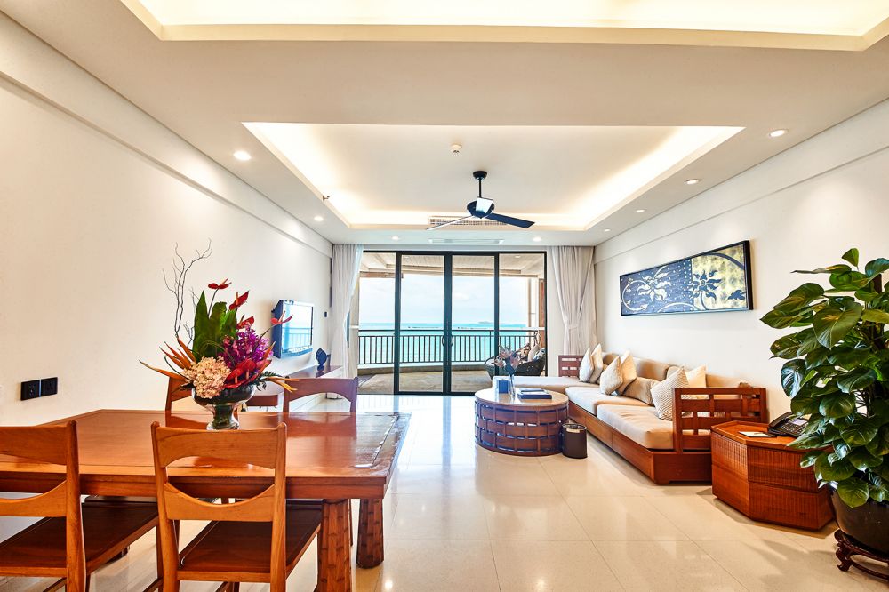 Panoramic Ocean View Suite, Ocean Sonic Resort Sanya 5*