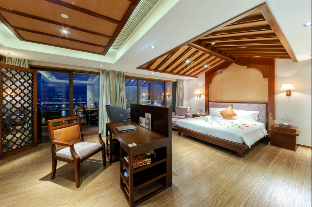 Deluxe Family 1 Bedroom Suite with sea view, Grand Metropark Bay Hotel Sanya 5*