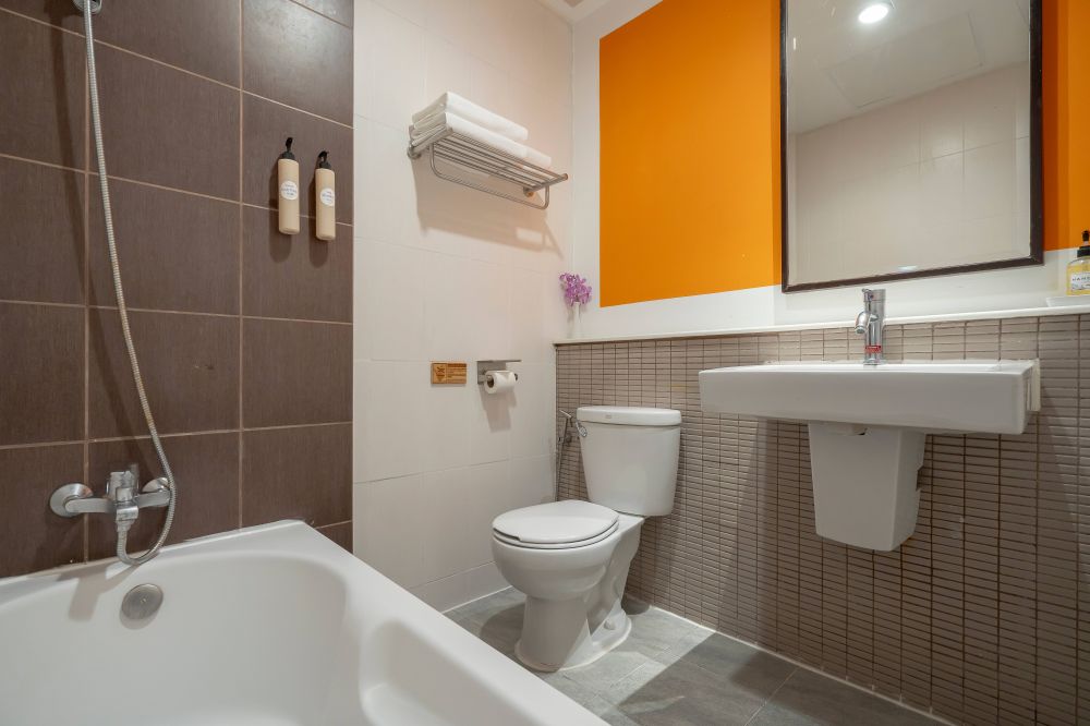 Superior Balcony, Hotel De Bangkok 3*