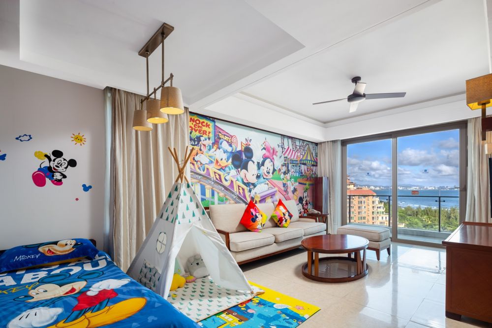 Deluxe Sea View Parent-child Suite, Seacube Resort 4*