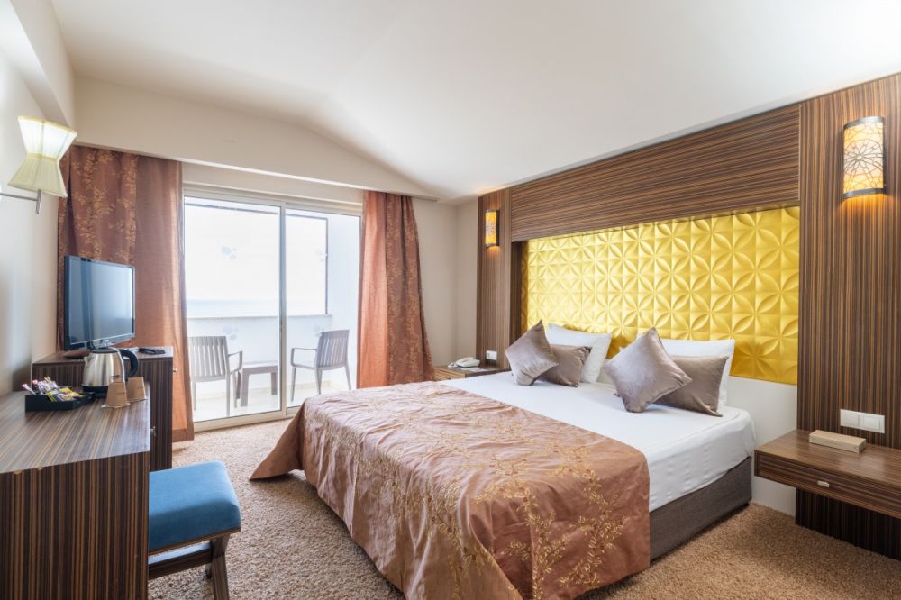 Junior Suite Room, Crystal Family Comfort Collection (ex. Crystal Family Resort & Spa) 5*