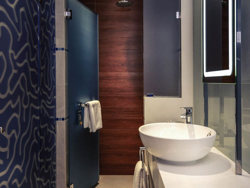 Superior View Room, Mercure Kota Kinabalu City Centre 4*