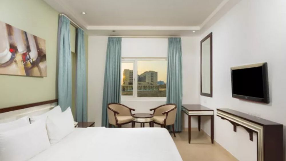 Standard Room, Centara Life Muscat Dunes 3*