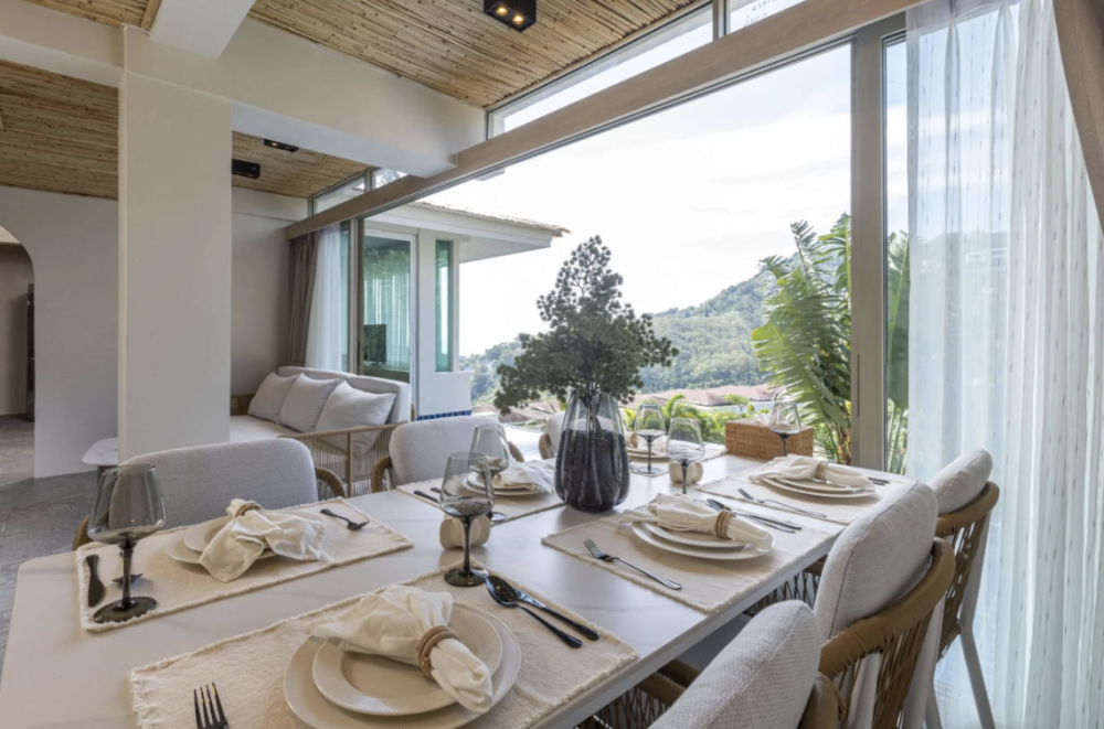 2 Bedroom Seaview Pool Villa, Amala Grand Bleu Resort 4*