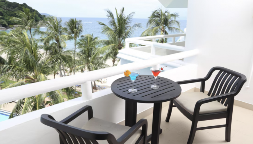 Oceanfront 2-Bedroom Grande Suites, Le Meridien Phuket 5*