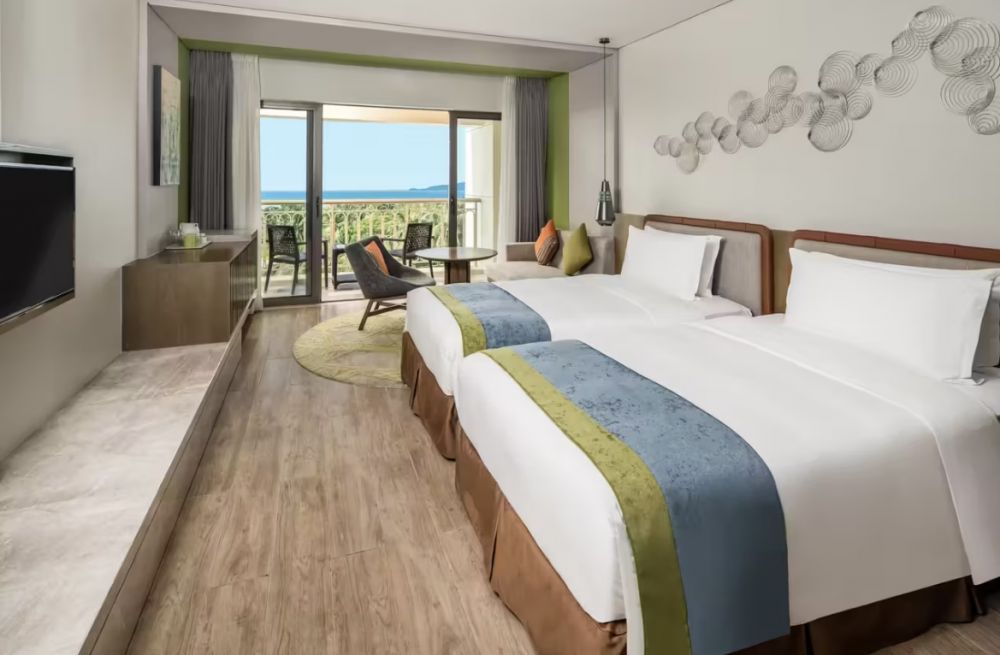 Deluxe Ocean View High Floor, Holiday Inn Resort Sanya 5*